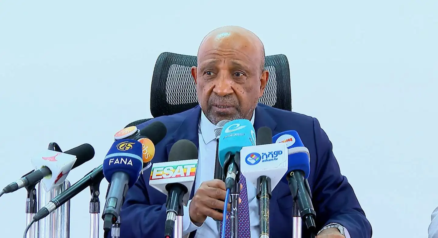 የትምህርት  አገልግሎትን ከገንዘብ ጋር ብቻ መያያዝ ሀገር የሚጎዳ ነው - የትምህርት ሚኒስትር ፕሮፌሰር ብርሃኑ ነጋ 